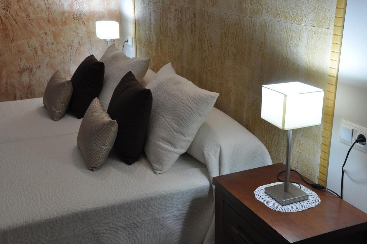 Hostal Rural เลอตูร์ ภายนอก รูปภาพ