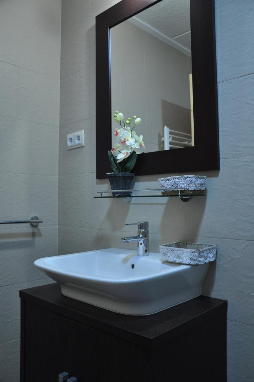 Hostal Rural เลอตูร์ ภายนอก รูปภาพ